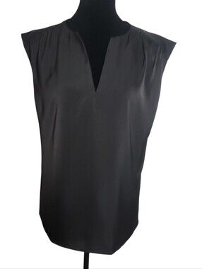 Banana Republic black sleeveless x neck top women's size small boxy minimalist